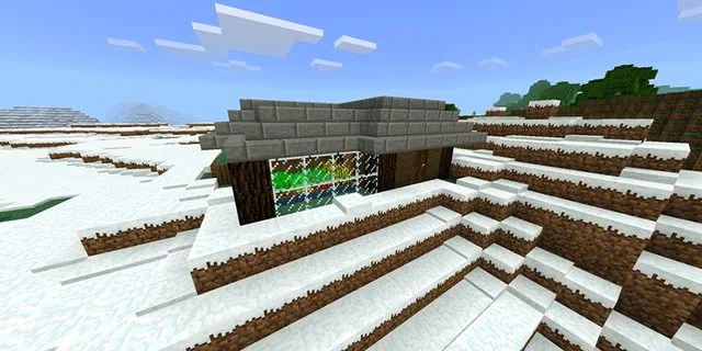 Snowy Starter House [Tiny]